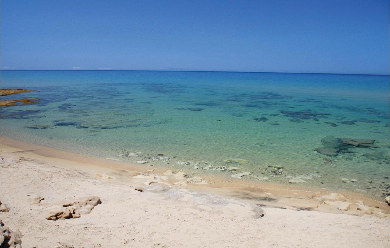 Trilo Beach Monte Nai Exteriör bild