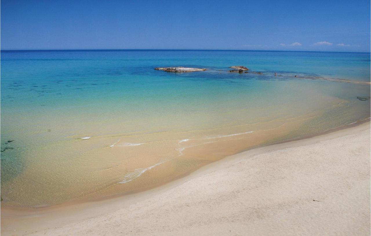Trilo Beach Monte Nai Exteriör bild